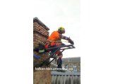 Фото  3 Встановлення старлінк на даху альпіністом. 2827077