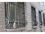 Фото  1 Железные решетки безопасности на окна 355270